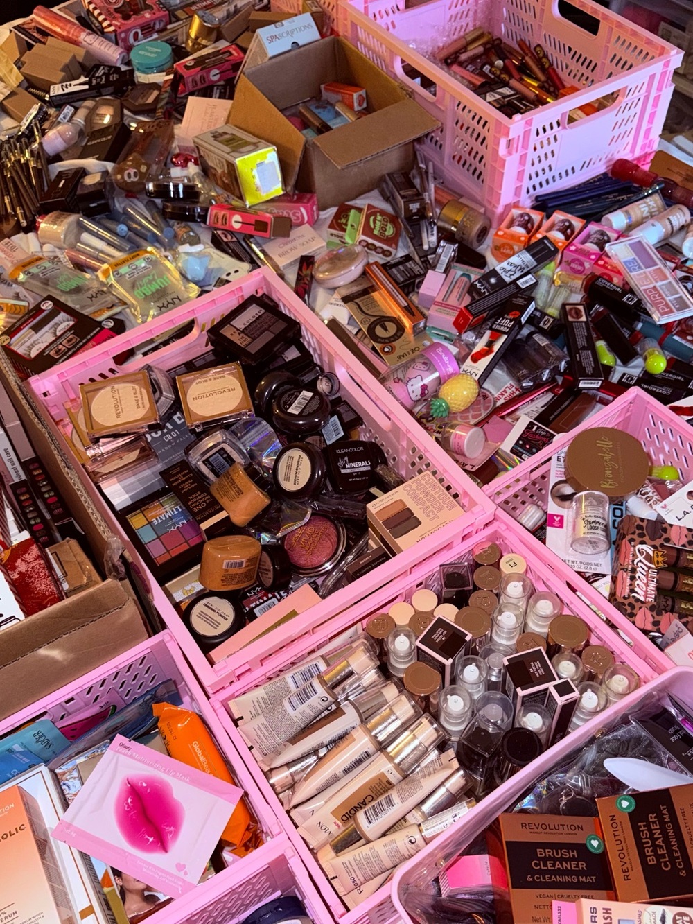 Mystery makeup / skincare / accessories/ self care / jewelry